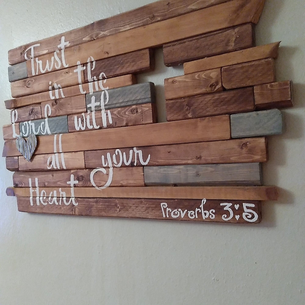 Wood Wall hanging Decor, "Trust in The Lord"